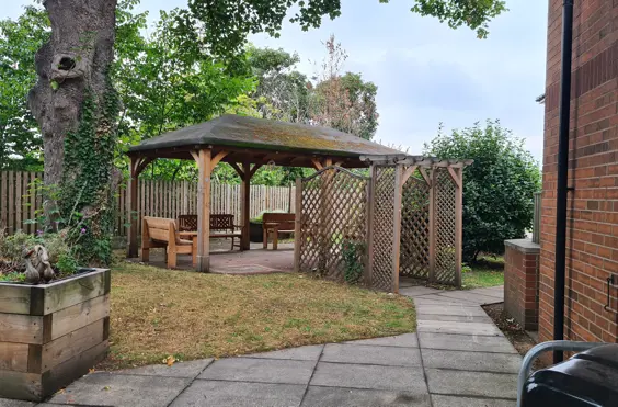 Knowle Hill - outside view of care home