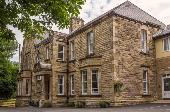 Hillcrest - outside view of care home