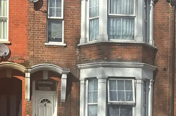 Khaya Project (Hillreach) - An outside view of the home