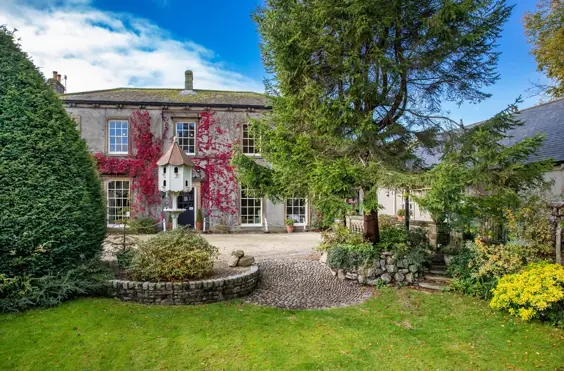Milton House Nursing and Residential Home - outside view of care home