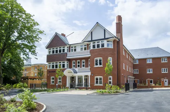 Richmond Manor - outside view of care home