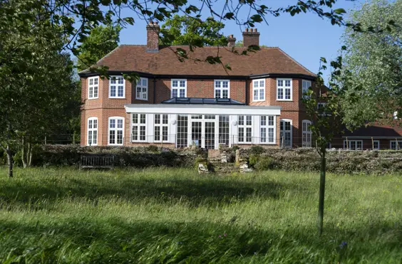 Elliscombe House - outside view of care home