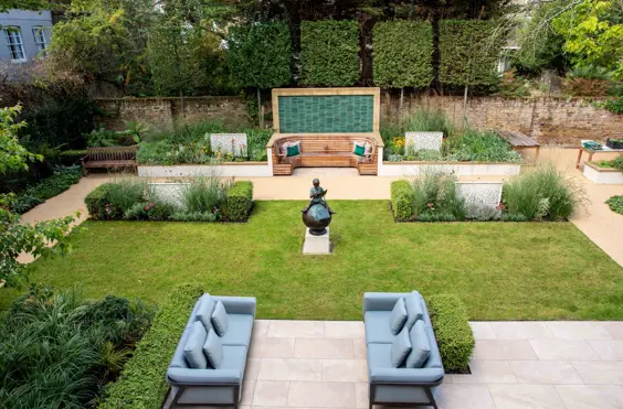 Loveday Abbey Road - Photo of the garden where applicable
