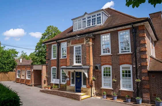 Austenwood - outside view of care home