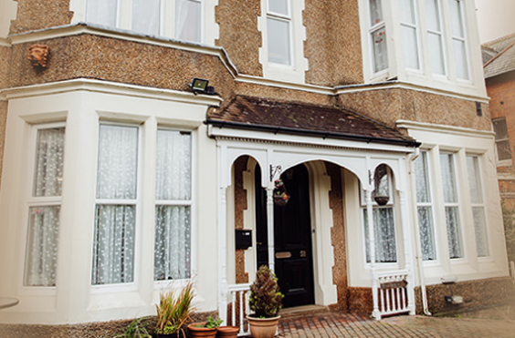 EVHM LLP - 51 Chapel Park Road - outside view of care home