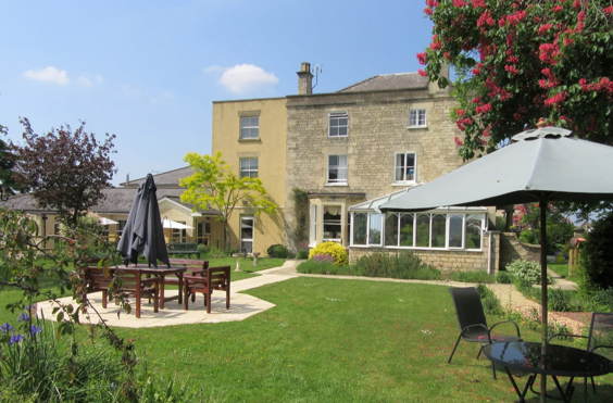 Highborder Lodge - An outside view of the home