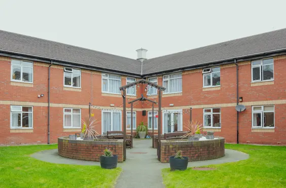 Paisley Court - outside view of care home