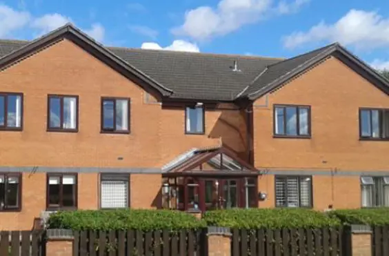 Kesteven Grange - outside view of care home