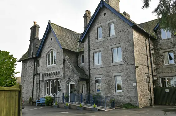 Silver Howe - outside view of care home