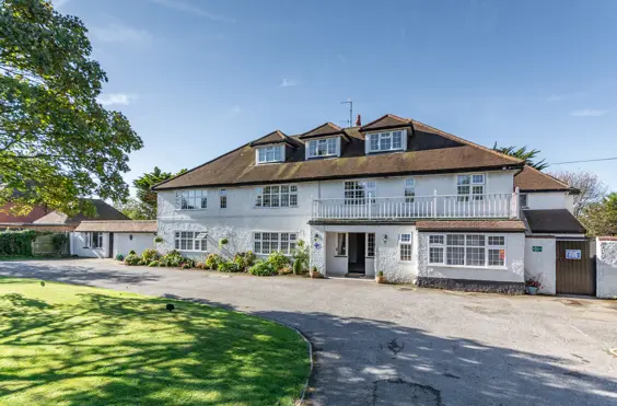 Victoria Chartwell - outside view of care home