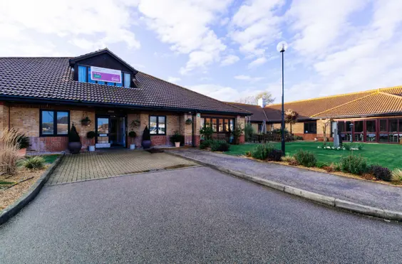 Kingsland House - outside view of care home