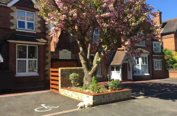 Pembroke Lodge - outside view of care home
