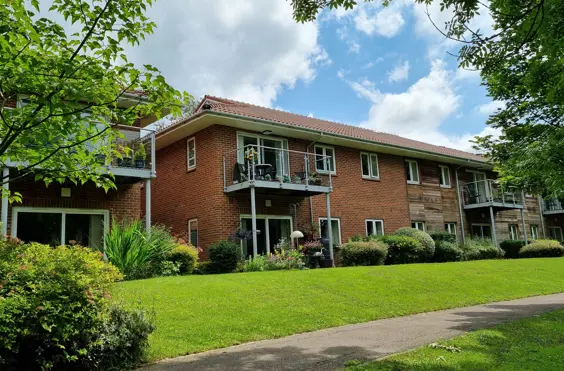 Brendoncare Knightwood - outside view of care home