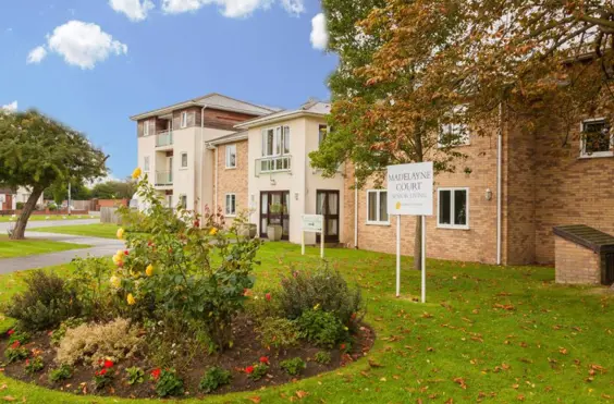 Madelayne Court - outside view of care home