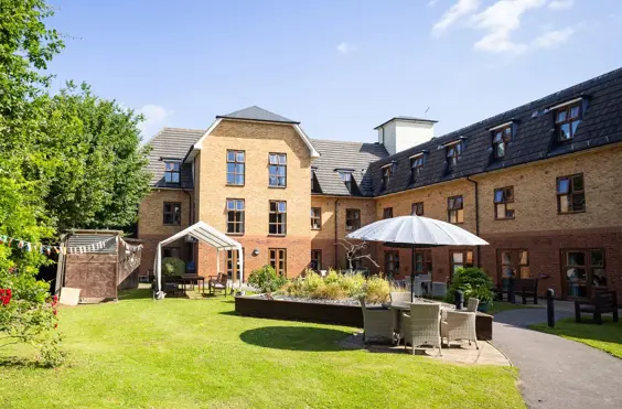 Heathlands Care Home - outside view of care home