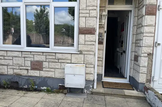 Oak House - outside view of care home