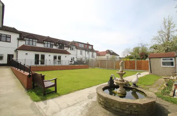 Abbeleigh House - outside view of care home