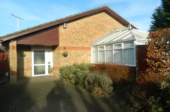 Ashwood Place - outside view of care home